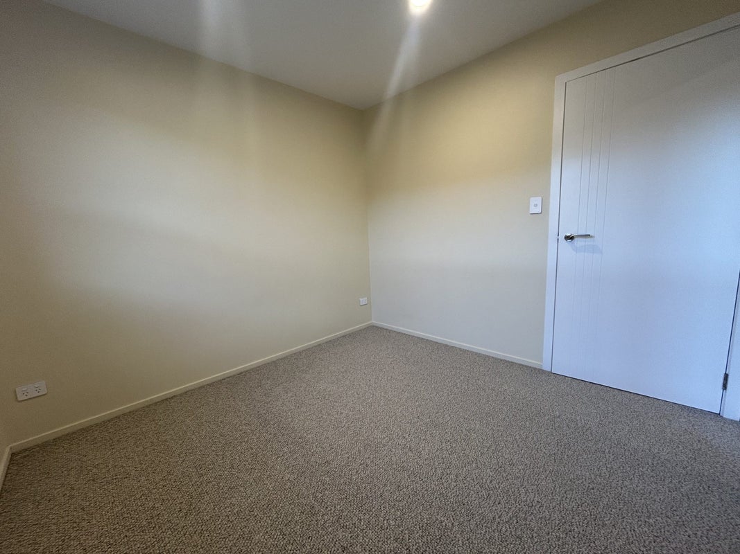 11 Agathis Crescent, Wigram, Christchurch - Carousel 21