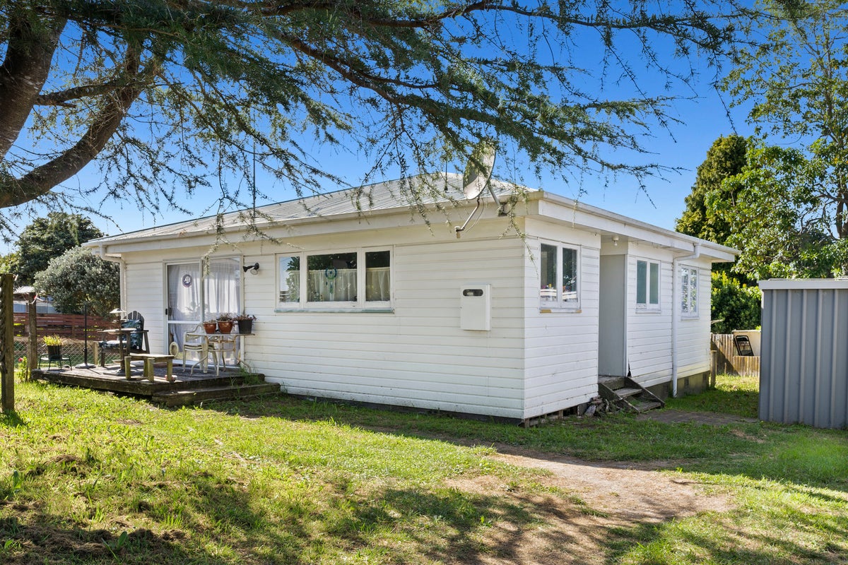 60 Ohauiti Road, Hairini, Tauranga - Carousel 1