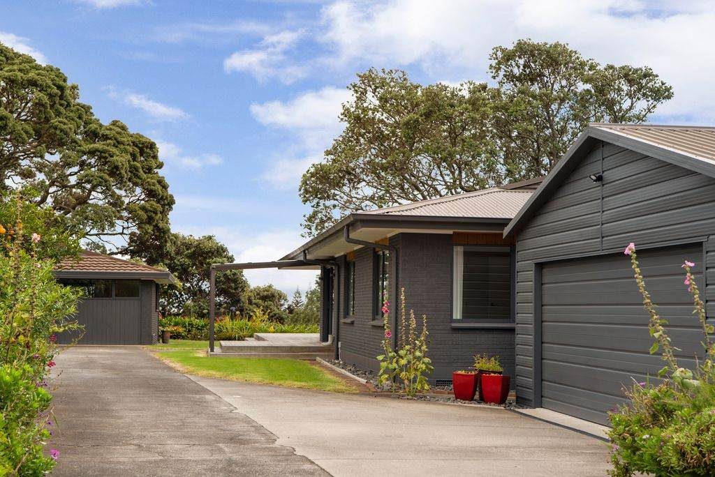 37 Pohutukawa Drive, Athenree, Katikati - Carousel 2