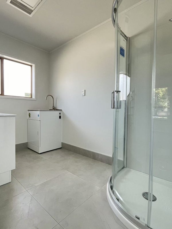 1/3 Matai Road, Greenlane, Auckland - Carousel 10