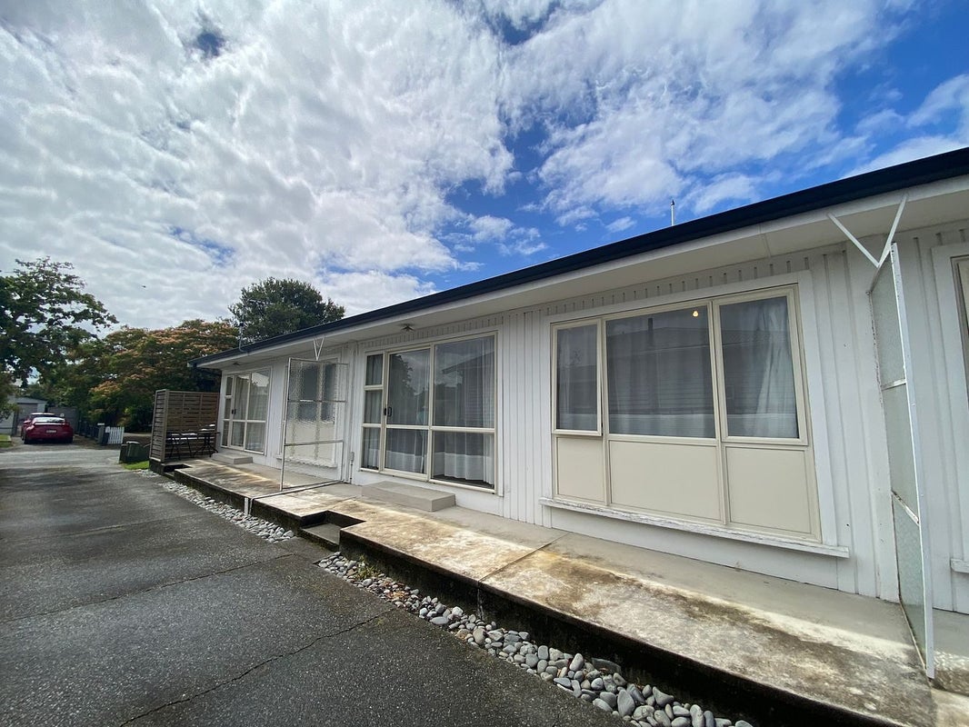2/17 Torrens Road, Hillmorton, Christchurch - Carousel 2