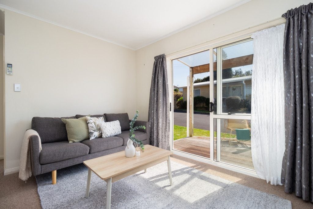 16 Western Road, Ngongotaha, Rotorua - Carousel 2