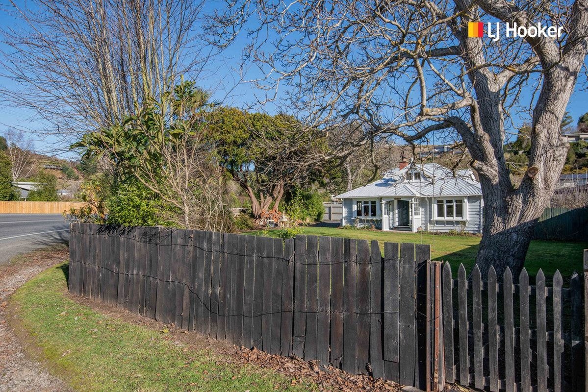 2 Goodwin Street, Waihola, Milton - Carousel 21