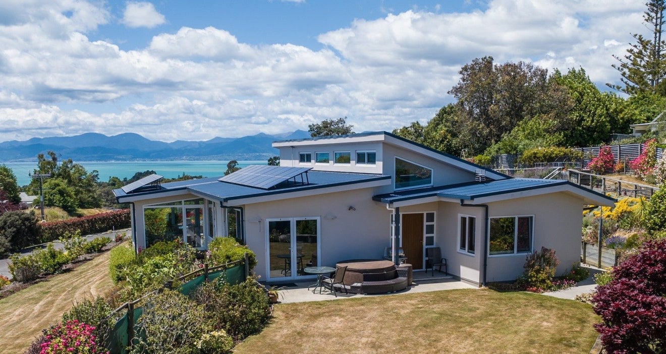 213 Pomona Road, Upper Moutere - Carousel 1