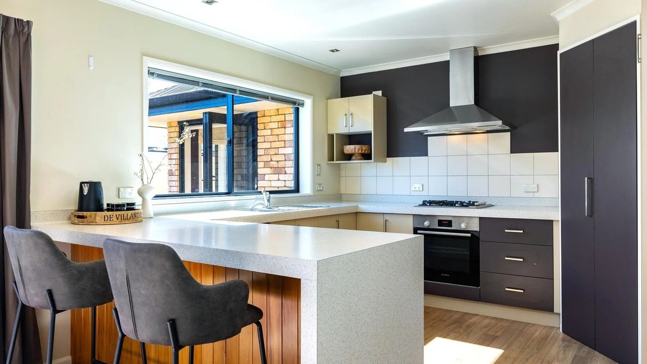 51 Hope Drive, Witherlea, Blenheim - Carousel 2