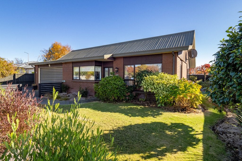 5 Belt Road, Allenton, Ashburton - Carousel 1