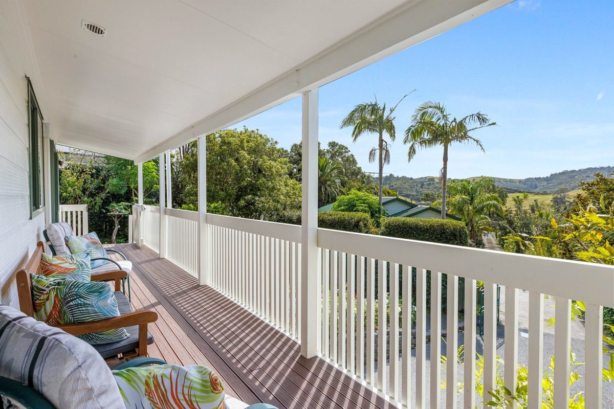 41 Hammond Avenue, Hatfields Beach, Orewa - Carousel 2
