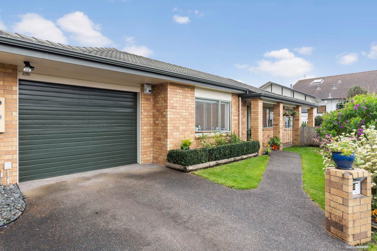5/17 Youngs Road, Papakura, Auckland - Carousel 1