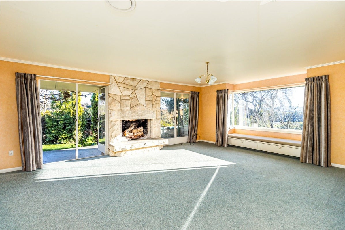 1504 Taiko Road, Cave - Carousel 2