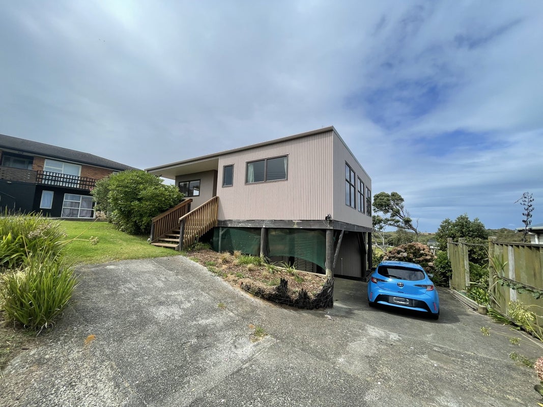 11 Ripiro Drive, Dargaville - Carousel 1