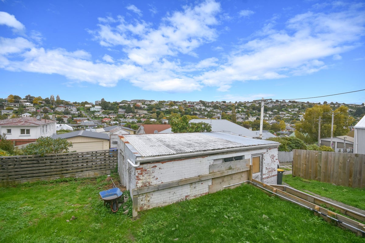 31 Jellicoe Crescent, Kaikorai, Dunedin - Carousel 10