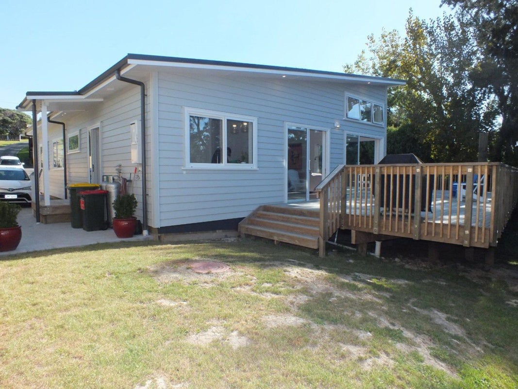 420A Whangaparaoa Road, Stanmore Bay, Whangaparaoa - Carousel 2