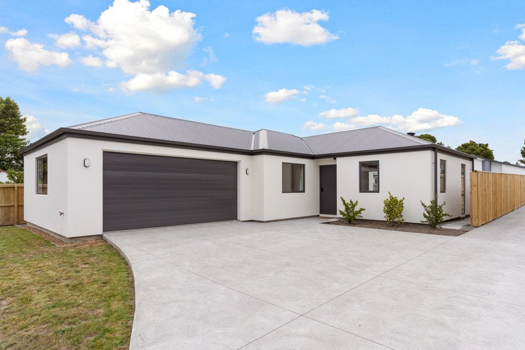 1/205 Wainoni Road, Avondale, Christchurch - Carousel 1