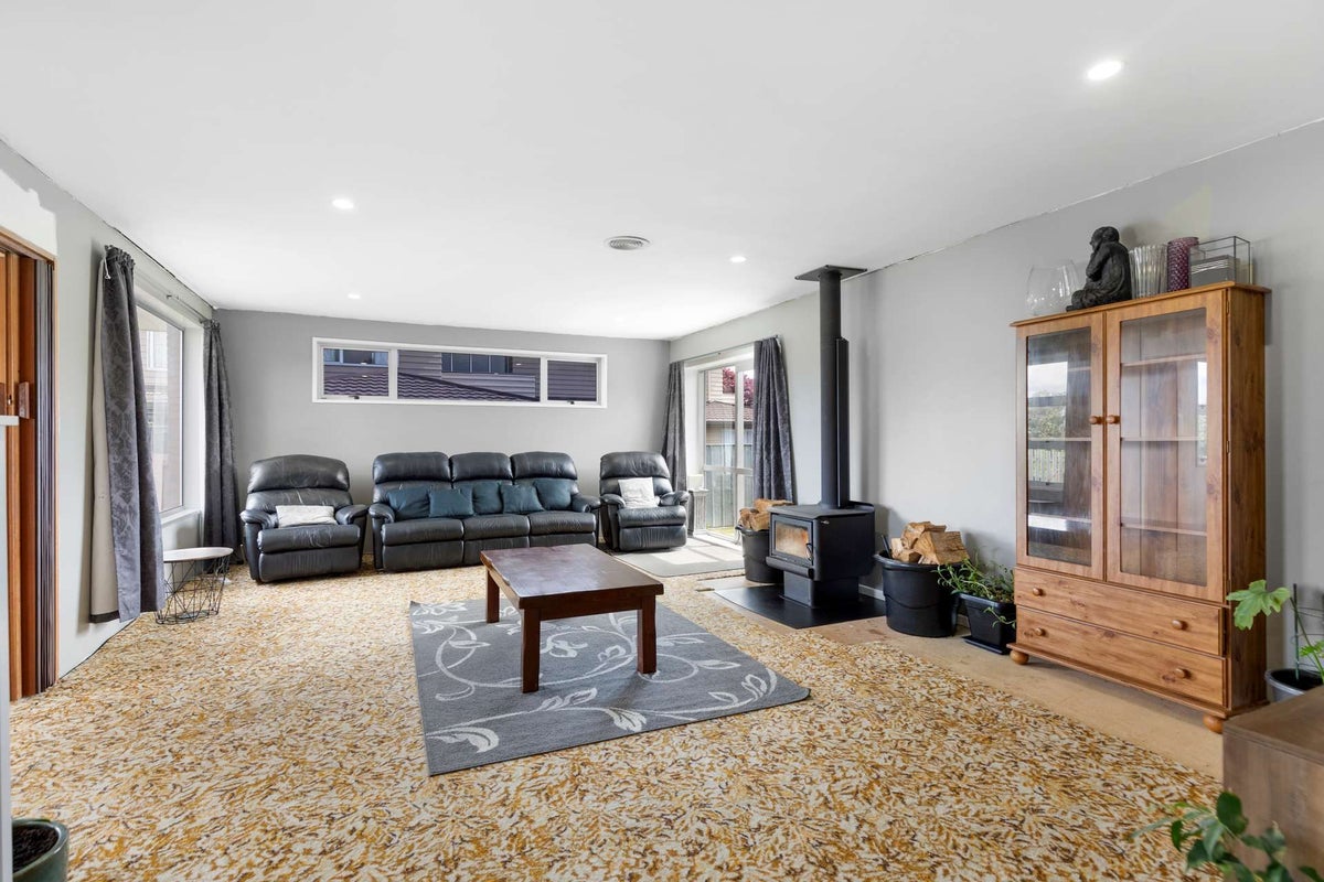 26 John F Kennedy Drive, Milson, Palmerston North - Carousel 1