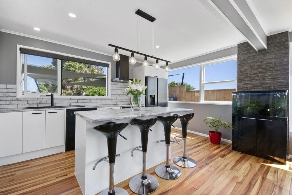 2B Ward Place, Richmond Heights, Taupo - Carousel 2