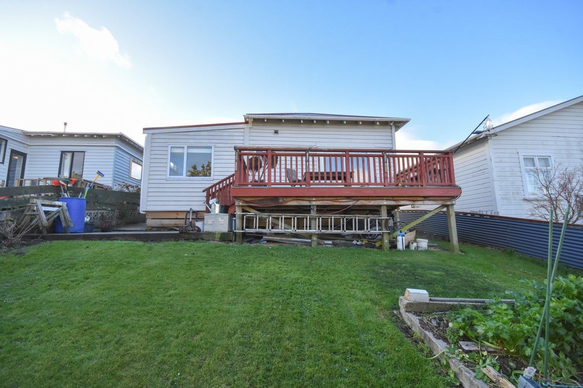 26 Forbes Street, Balaclava, Dunedin - Carousel 2