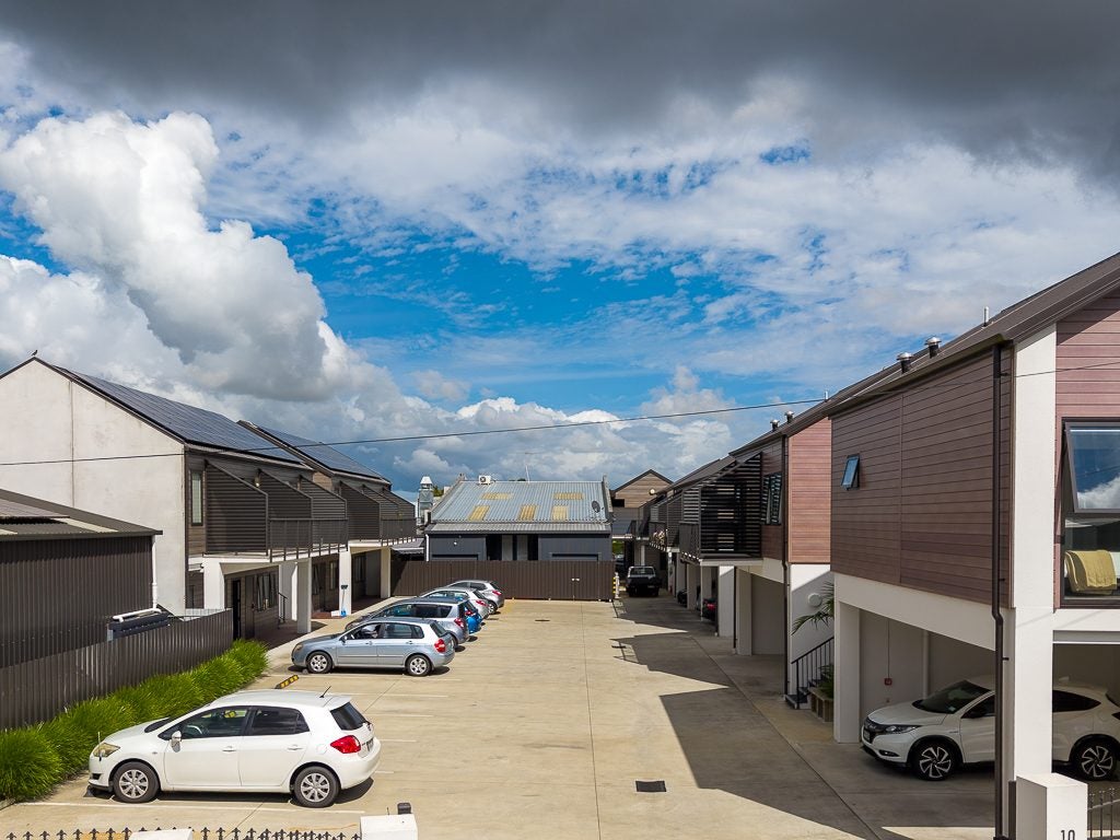 10/12 Saint Stephens Avenue, Tuakau, Tuakau - Carousel 1