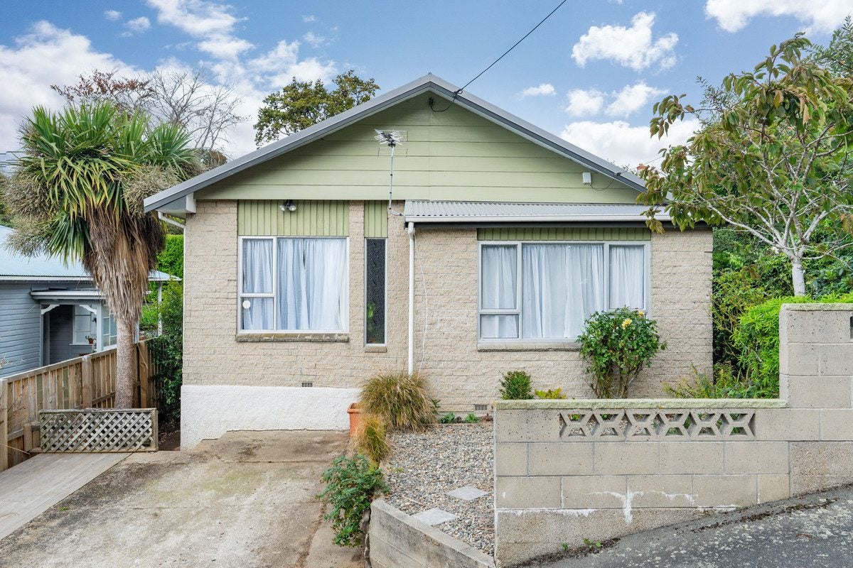 32 Ventnor Street, Mornington, Dunedin - Carousel 2