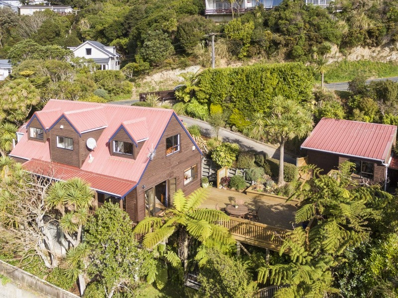 2 Wrights Hill Road, Karori, Wellington - Carousel 1