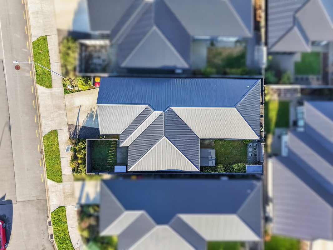20 Kairaumati Crescent, Kelson, Lower Hutt - Carousel 32