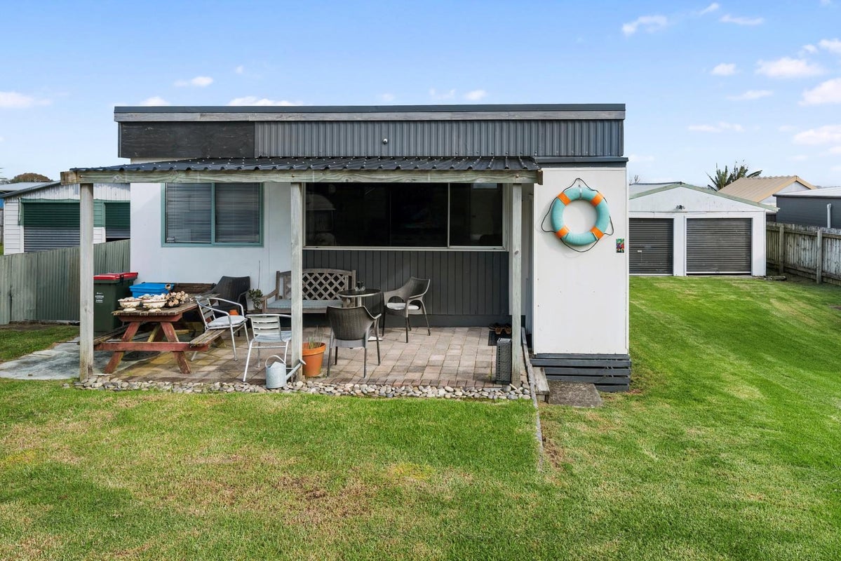14 Costello Crescent, Pukehina, Te Puke - Carousel 2