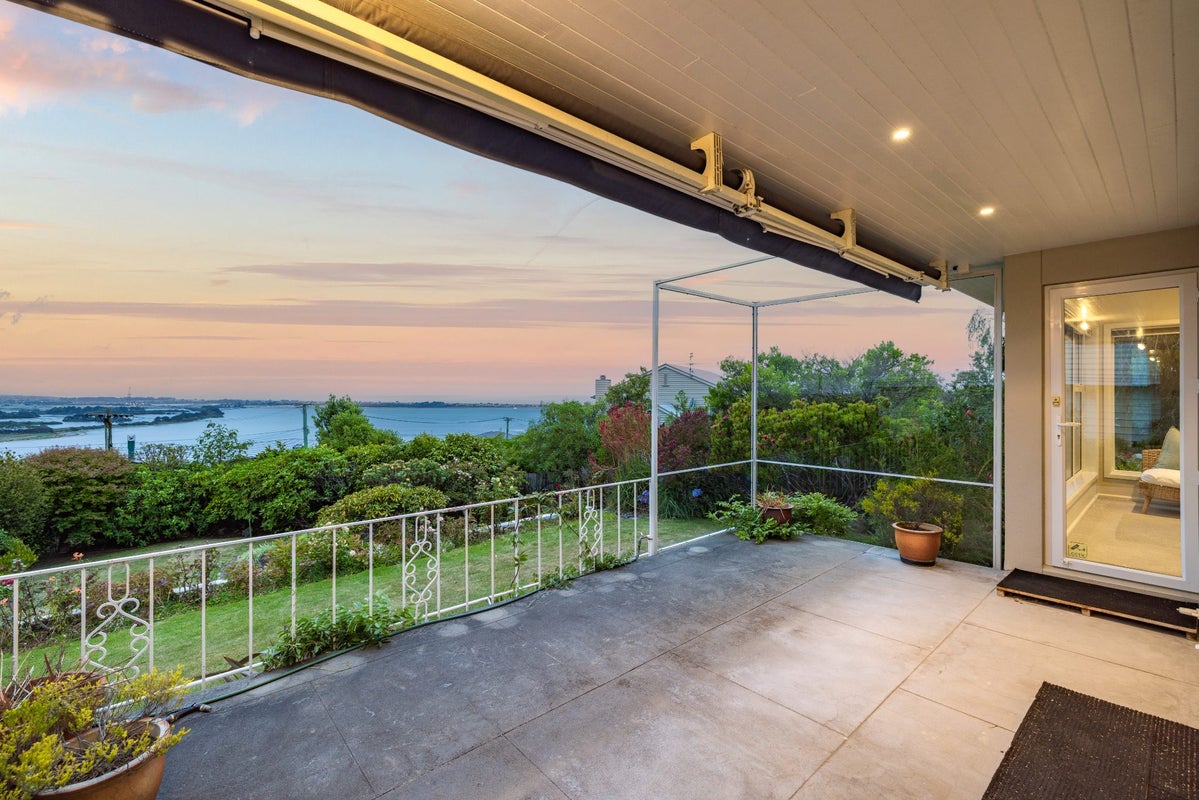 36 Marama Crescent, Mount Pleasant, Christchurch - Carousel 2