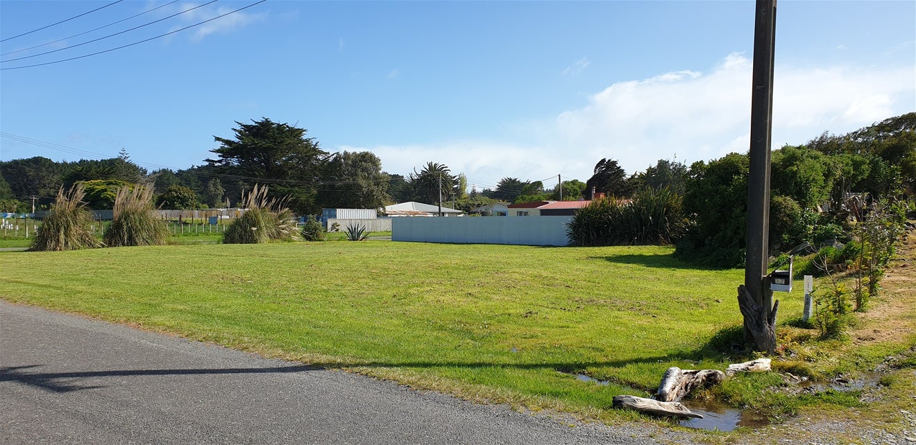 7 Pariri Street, Hokio Beach, Levin - Carousel 1