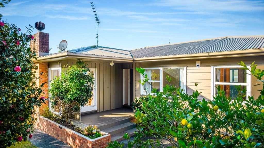 28 O'Donn Avenue, Beach Haven, Auckland - Carousel 28