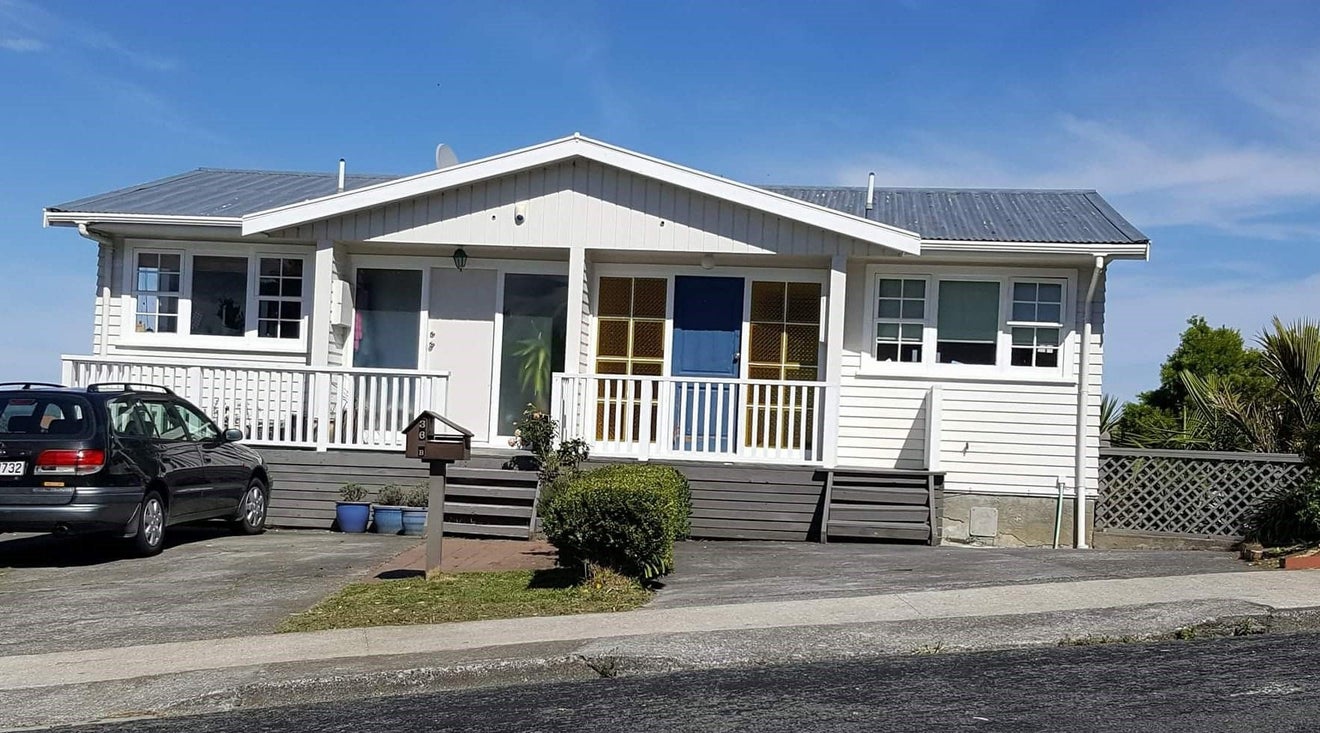 36A Truro Road, Camborne, Porirua - Carousel 12