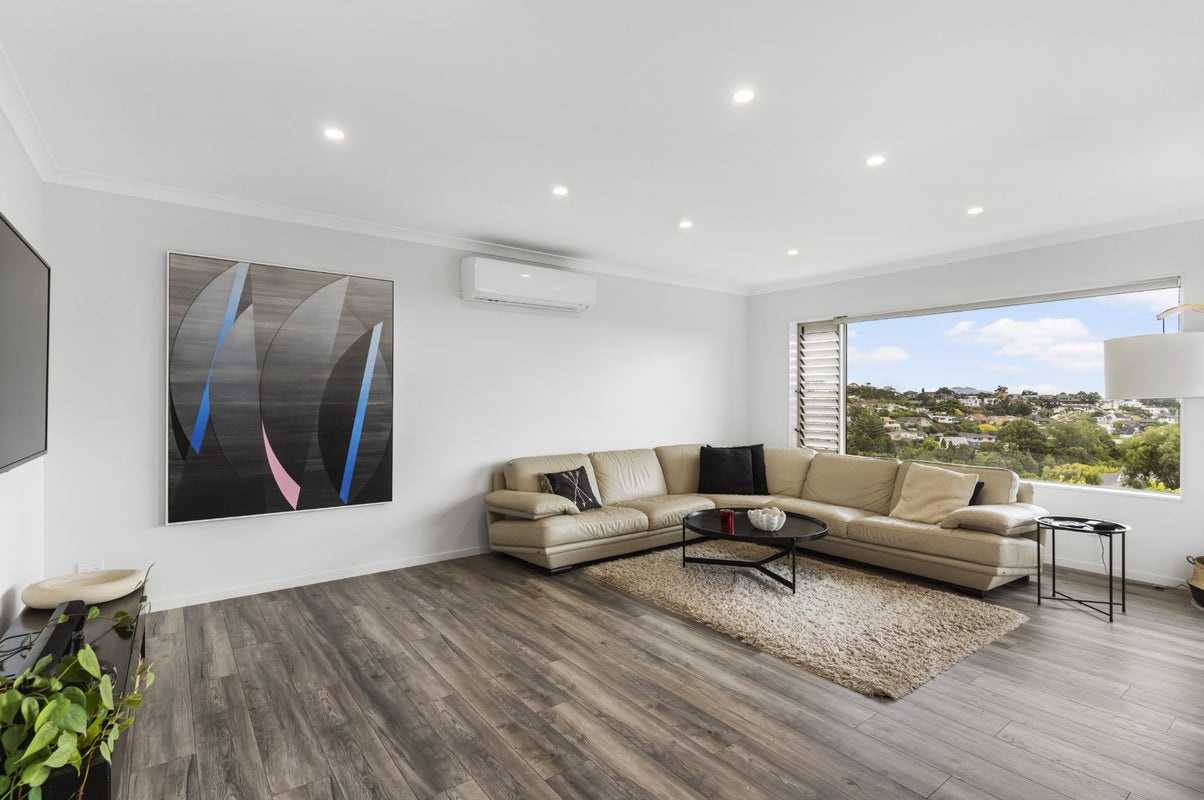 17 Chilton Place, Howick, Auckland - Carousel 2