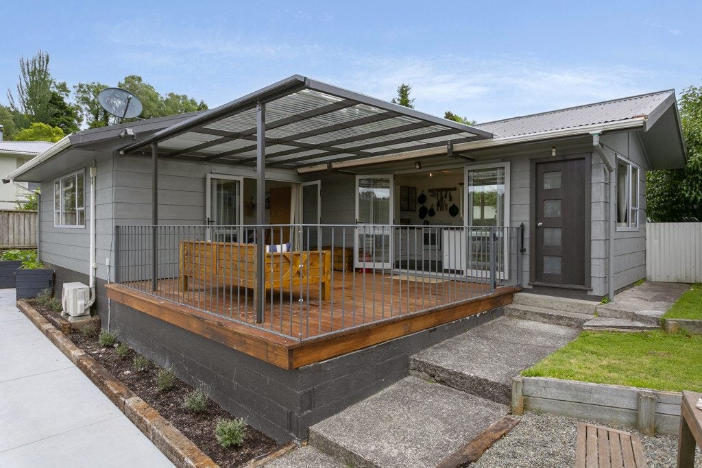 3 Peach Grove, Taupo, Taupo - Carousel 1