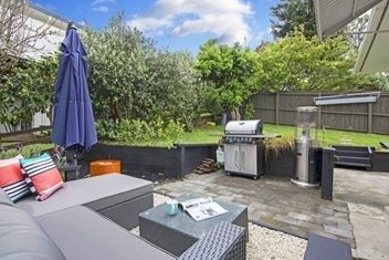 2/44 O'halloran Road, Howick, Auckland - Carousel 9