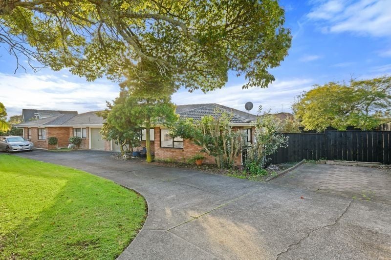 2/3 Skilling Place, Farm Cove, Auckland - Carousel 2