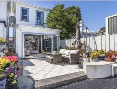 4 Caroline Street, Mount Victoria, Wellington - Carousel 2