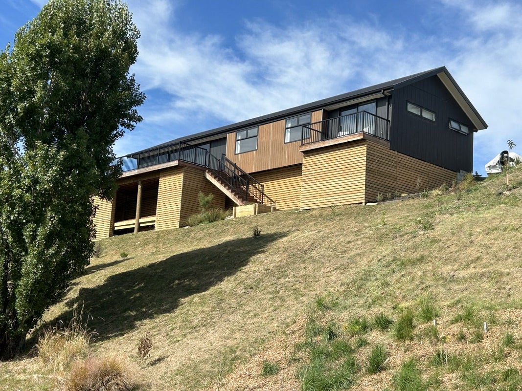 29 Golf View close, Fairhall, MARLBOROUGH - Carousel 1