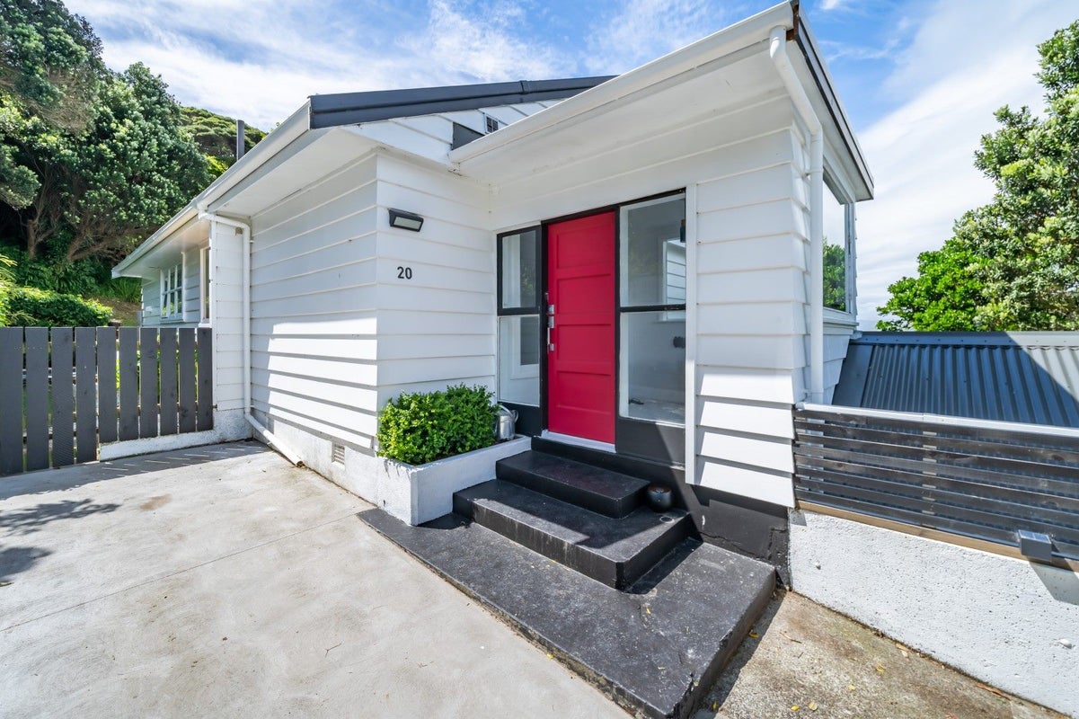 20 Raroa Place, Pukerua Bay, Porirua - Carousel 2