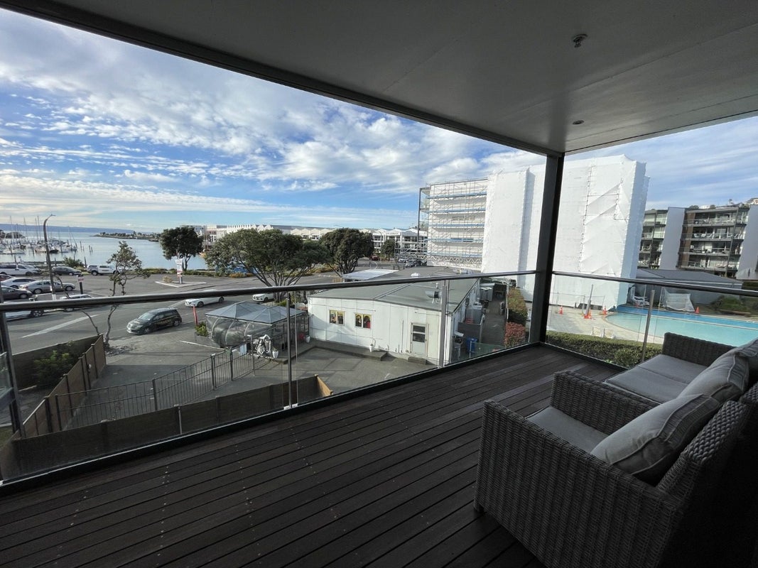 304B/14 West Quay, Ahuriri, Napier - Carousel 2
