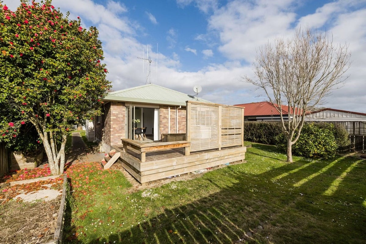 63A Carlyle Street, Leamington, Cambridge - Carousel 2