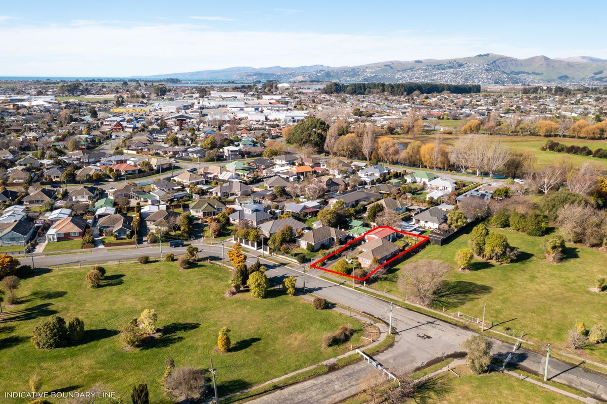 66 Pembroke Street, Avondale, Christchurch - Carousel 14