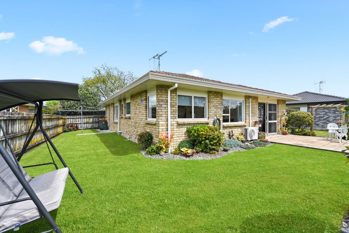 70A Endeavour Avenue, Flagstaff, Hamilton - Carousel 1