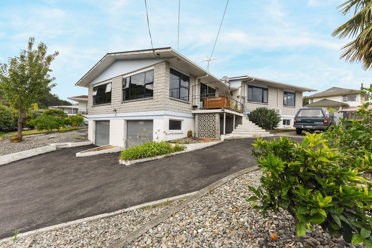 28 Douglas Road, Wakatu, Nelson - Carousel 1