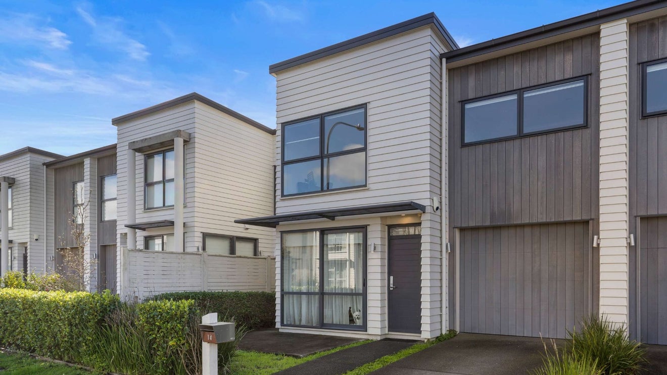 14 Costa Viva Crescent, Karaka, Papakura - Carousel 1