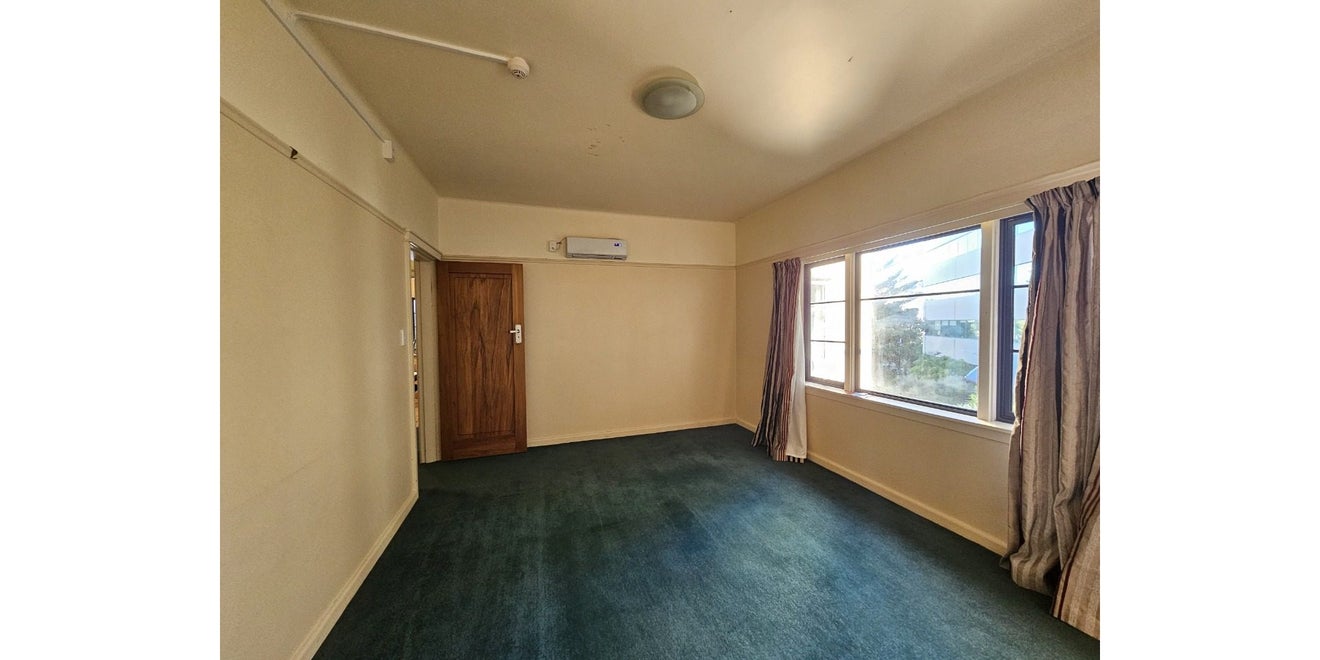 8/127 Molesworth Street, Thorndon, Wellington - Carousel 2