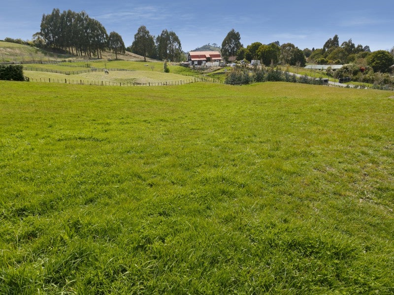 2 Lochinvar Lane, Acacia Bay, Taupo - Carousel 2