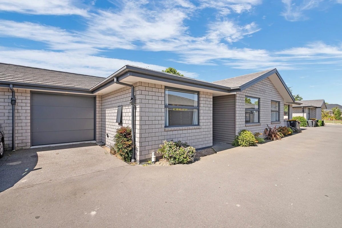 53B Grafton Street, Waltham, Christchurch - Carousel 1