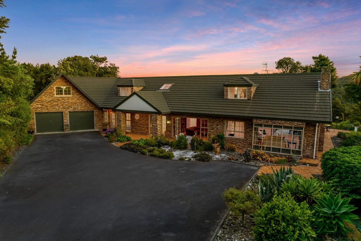 52 Lamont Drive, Te Kamo, Whangarei - Carousel 2