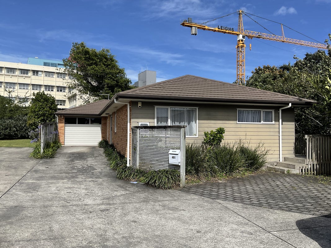 45D David Street, Westown, New Plymouth - Carousel 1