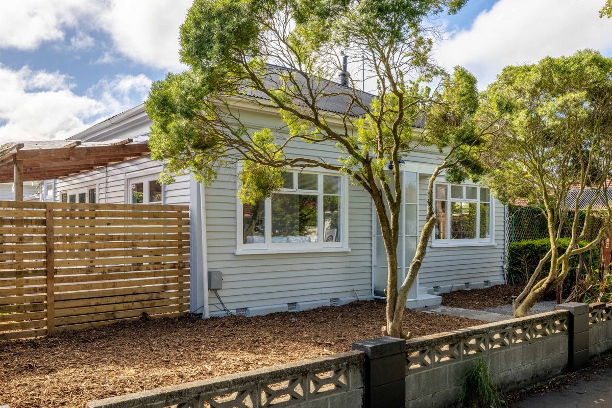 125 Osborne Street, Waltham, Christchurch - Carousel 1