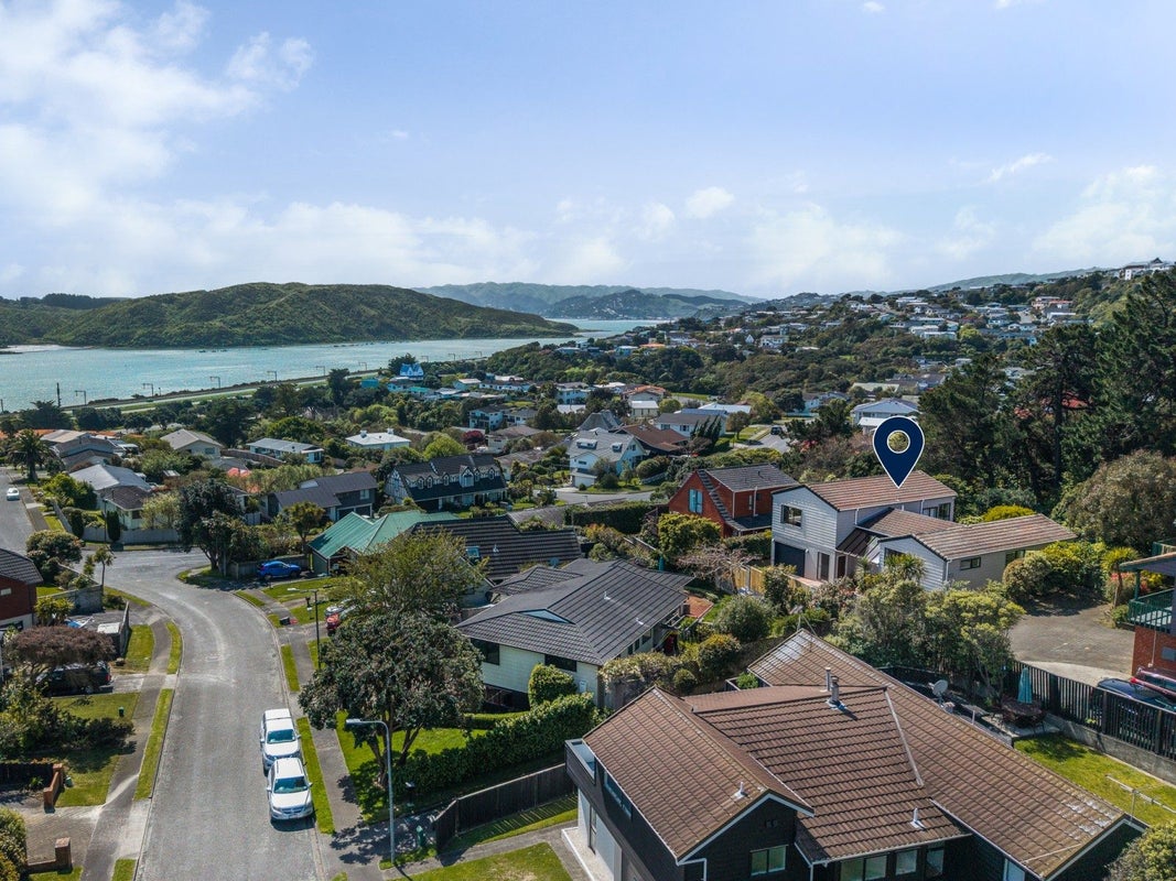 9 Kinnel Grove, Papakowhai, Porirua - Carousel 34