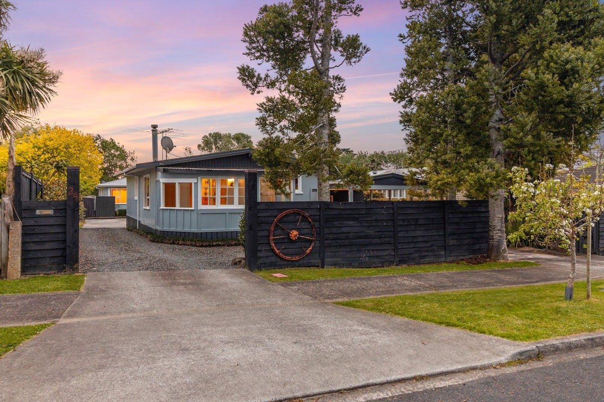 24 Trigg Road, Huapai, Kumeu - Carousel 1
